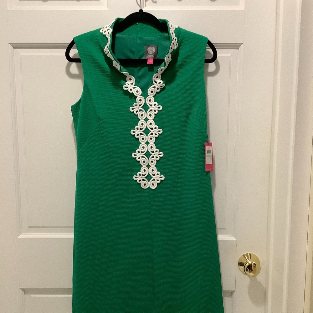Vince Camuto  Sheath Dress